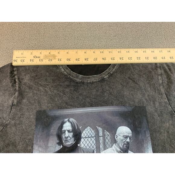 Comfort Colors Men's Large Faded Black Harry Potter Breaking Bad Graphic Tee - Picture 4 of 8